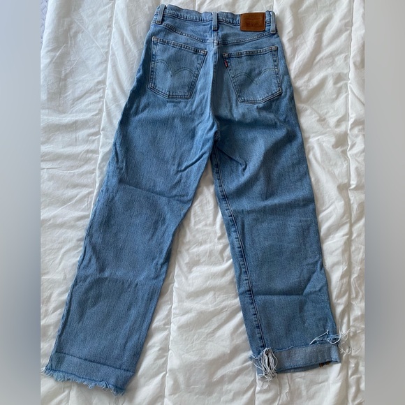 LEVI'S Ribcage Straight Jeans, size 27 - Picture 4 of 5